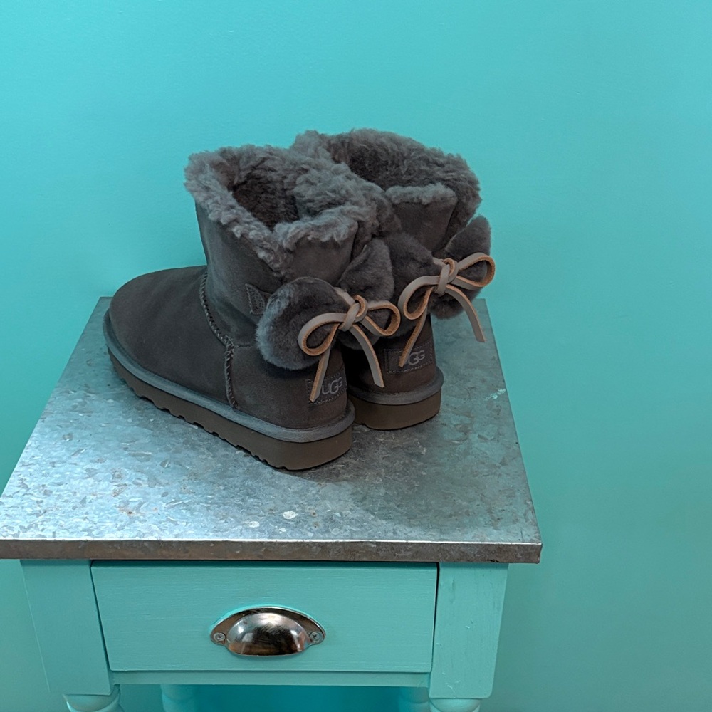 UGG Charcoal Boots with Bow Accent